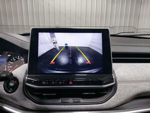 Used 2022 Jeep Compass Latitude image 24