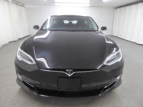 Used 2018 Tesla Model S 75D AWD/4WD image 2