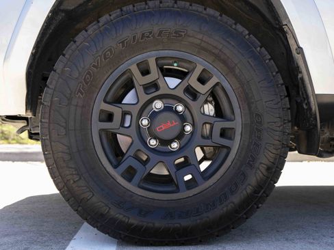 Used 2023 Toyota 4Runner TRD Off-Road Premium image 14