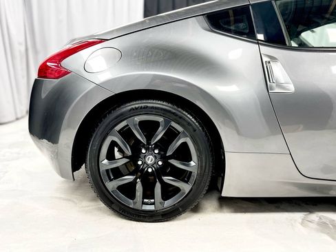 Used 2017 Nissan 370Z Touring image 12