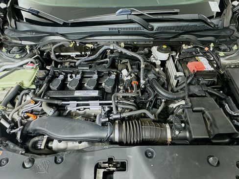 Used 2019 Honda Civic EX image 32