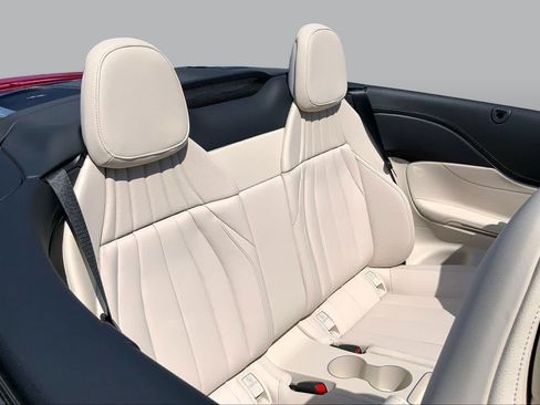 Certified 2025 Mercedes-Benz CLE 450 4MATIC Cabriolet image 20