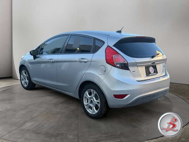 Used 2014 Ford Fiesta SE FWD image 5