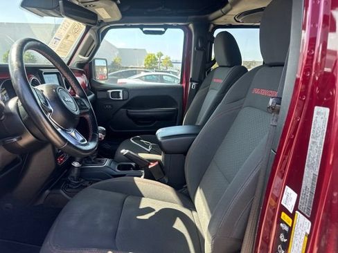 Used 2021 Jeep Gladiator Rubicon AWD/4WD image 9