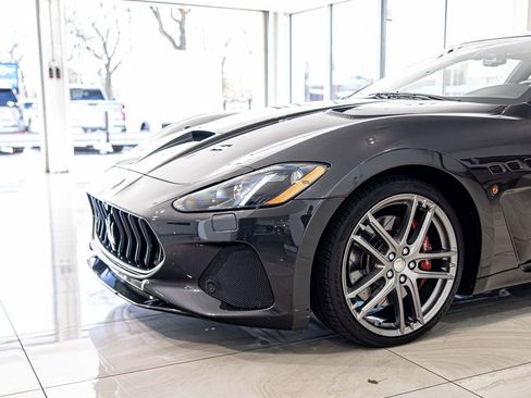 Used 2018 Maserati GranTurismo MC RWD image 4