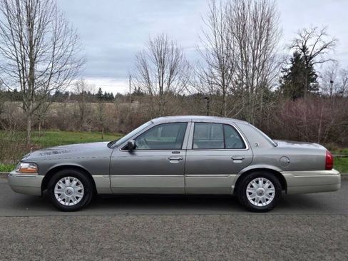Used 2004 Mercury Grand Marquis GS RWD image 4