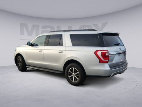 Used 2019 Ford Expedition Max XLT image 3