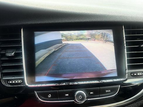 Used 2020 Buick Encore Preferred image 15