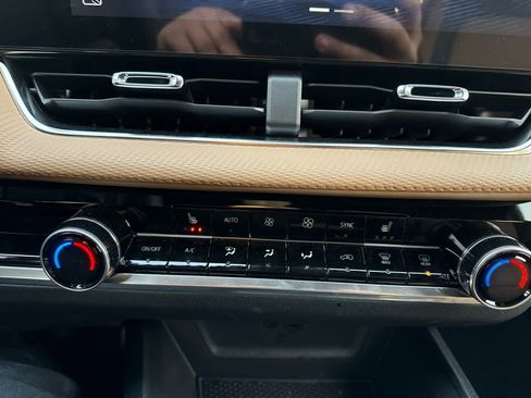 Used 2026 Chevrolet Equinox ACTIV image 21