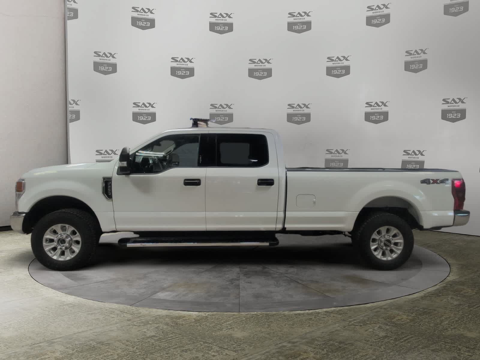 Used 2021 Ford F250 XLT w/ XLT Value Package AWD/4WD image 2