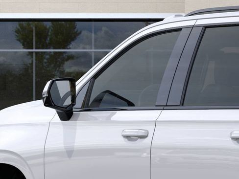 New 2025 Cadillac Escalade ESV Sport w/ Touring Package image 17