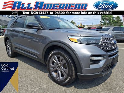 Certified 2022 Ford Explorer XLT w/ Equipment Group 202A