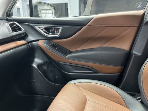 Used 2023 Subaru Forester Touring image 16