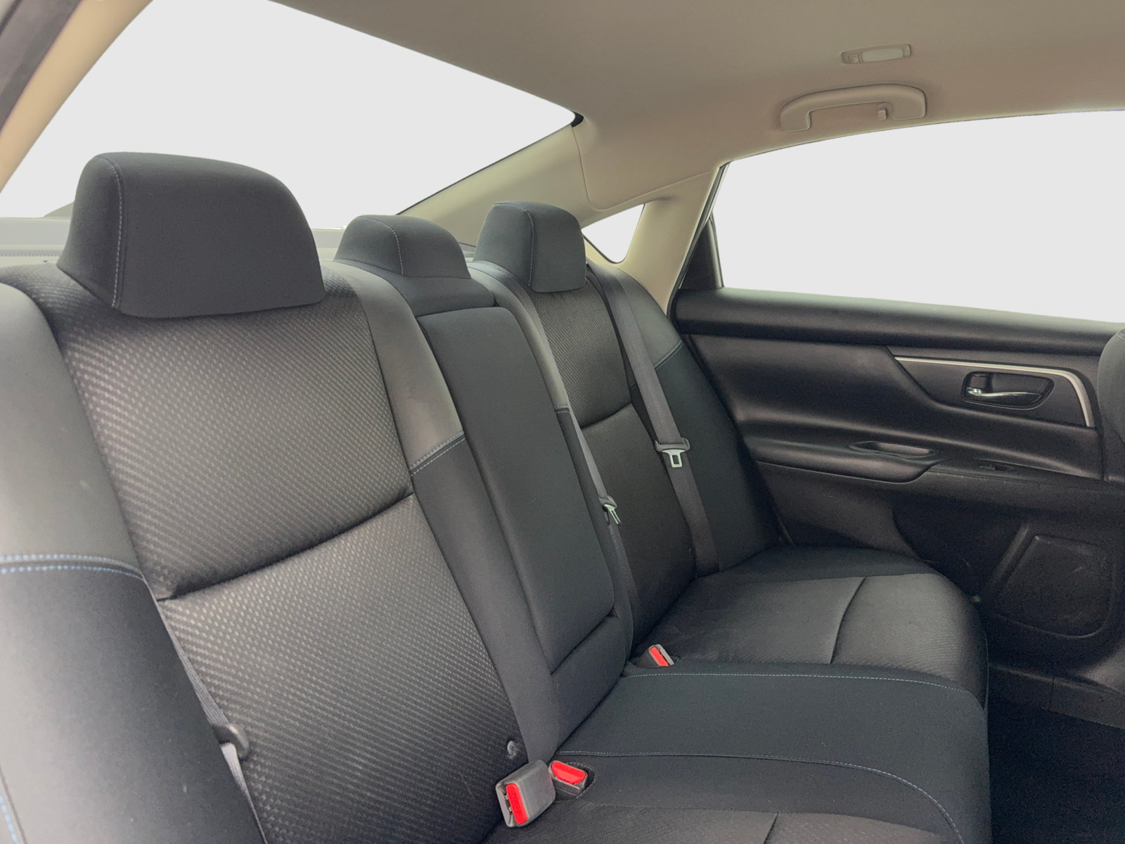 Used 2016 Nissan Altima 2.5 SR FWD image 42