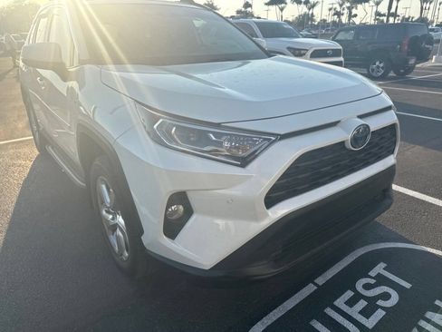 Used 2021 Toyota RAV4 XLE Premium AWD/4WD image 3