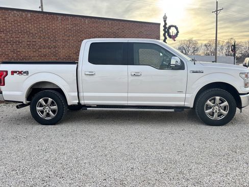 Used 2016 Ford F150 Lariat w/ Equipment Group 502A Luxury image 2