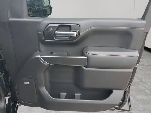 Used 2020 GMC Sierra 1500 AT4 w/ AT4 Premium Package image 13