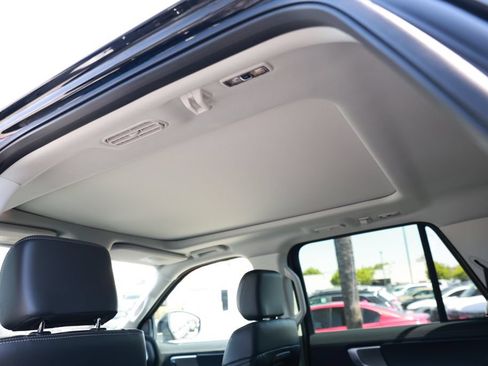 Used 2025 Ford Expedition Max Platinum AWD/4WD image 36