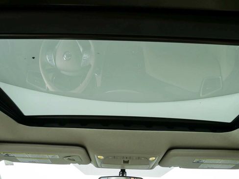 Used 2014 Nissan Rogue SL w/ SL Premium Package FWD image 20