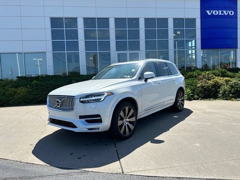Used 2025 Volvo XC90 B6 Ultra w/ Protection Package Premier AWD/4WD image 29