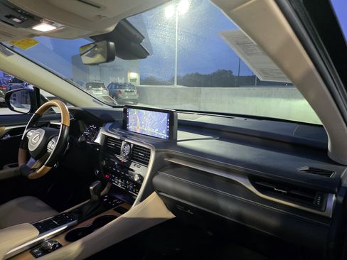 Certified 2022 Lexus RX 450hL AWD w/ Premium Package image 28