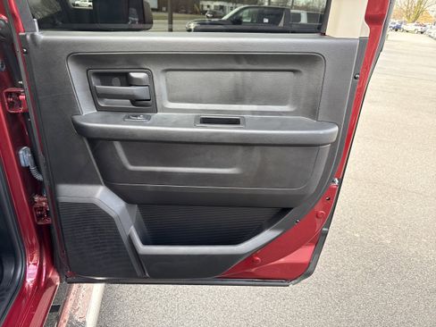 Used 2014 RAM 3500 Tradesman w/ Chrome Appearance Group image 20