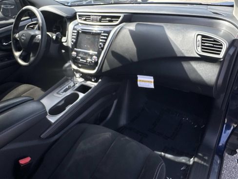 Used 2023 Nissan Murano S FWD image 12