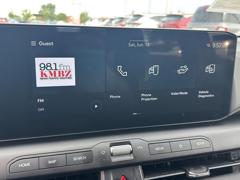 Used 2025 Kia K4 FWD image 13