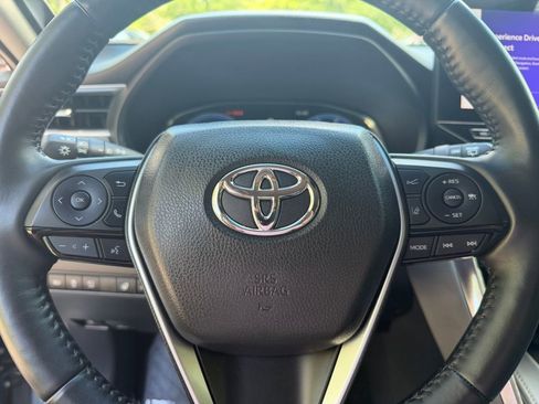 Used 2024 Toyota Venza Limited AWD/4WD image 23