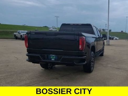 Certified 2024 GMC Sierra 1500 AT4 w/ Technology Package AWD/4WD image 8