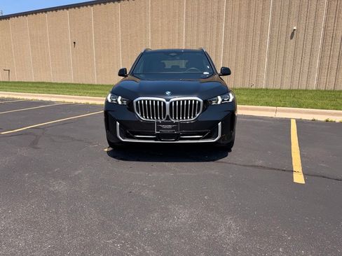 Used 2026 BMW X5 xDrive40i AWD/4WD image 3