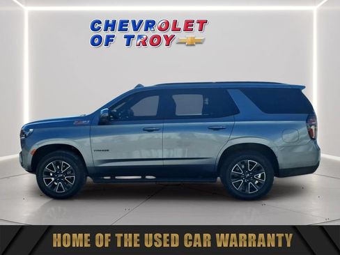 Used 2021 Chevrolet Tahoe Z71 w/ Luxury Package AWD/4WD image 5