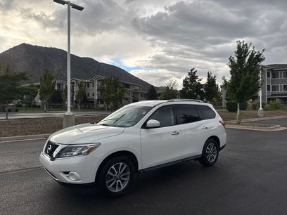 Used 2014 Nissan Pathfinder SV