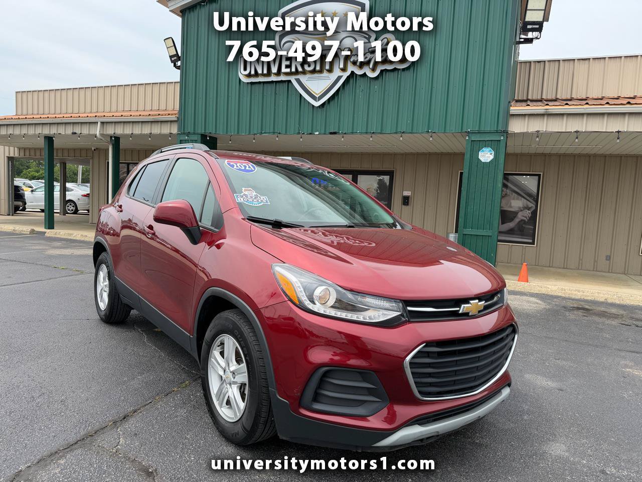 Used 2021 Chevrolet Trax LT w/ LT Convenience Package FWD image 1