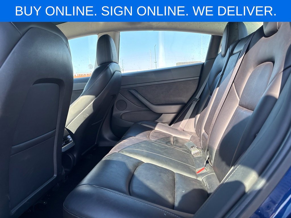 Used 2022 Tesla Model 3 Long Range AWD/4WD image 11