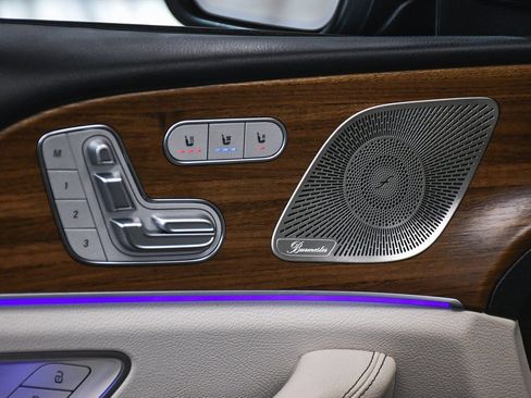 Used 2024 Mercedes-Benz GLE 350 4MATIC image 10