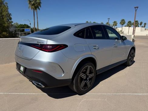 Used 2024 Mercedes-Benz GLC 300 4MATIC image 12