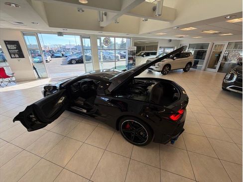 Used 2024 Chevrolet Corvette Stingray Coupe w/ 1LT image 37