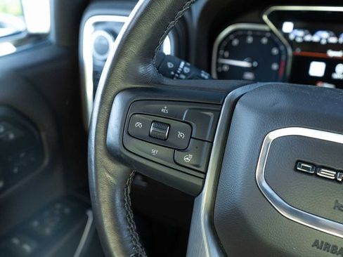 Used 2022 GMC Sierra 1500 Denali w/ Denali Premium Package image 19