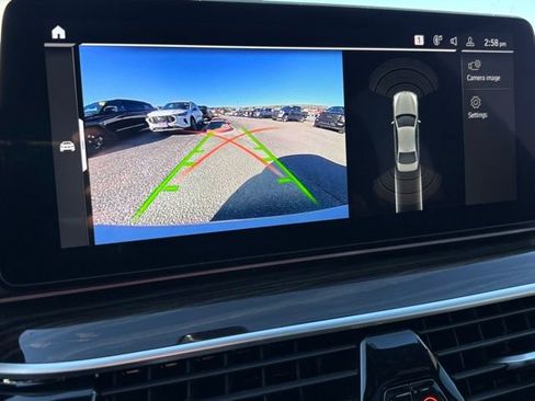 Used 2023 BMW 530e xDrive 530e iPerformance image 34