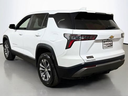 Used 2026 Chevrolet Equinox LT w/ Convenience Package II FWD image 6