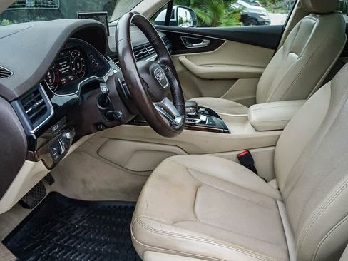 Used 2017 Audi Q7 3.0T Prestige image 16