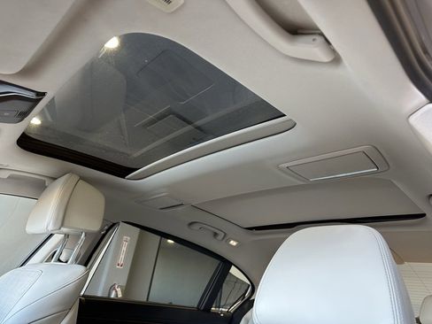 Used 2016 BMW 740i image 12