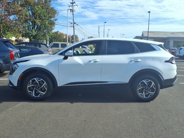 Certified 2023 Kia Sportage LX AWD/4WD image 3
