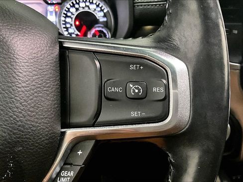 Used 2019 RAM 1500 Laramie image 13