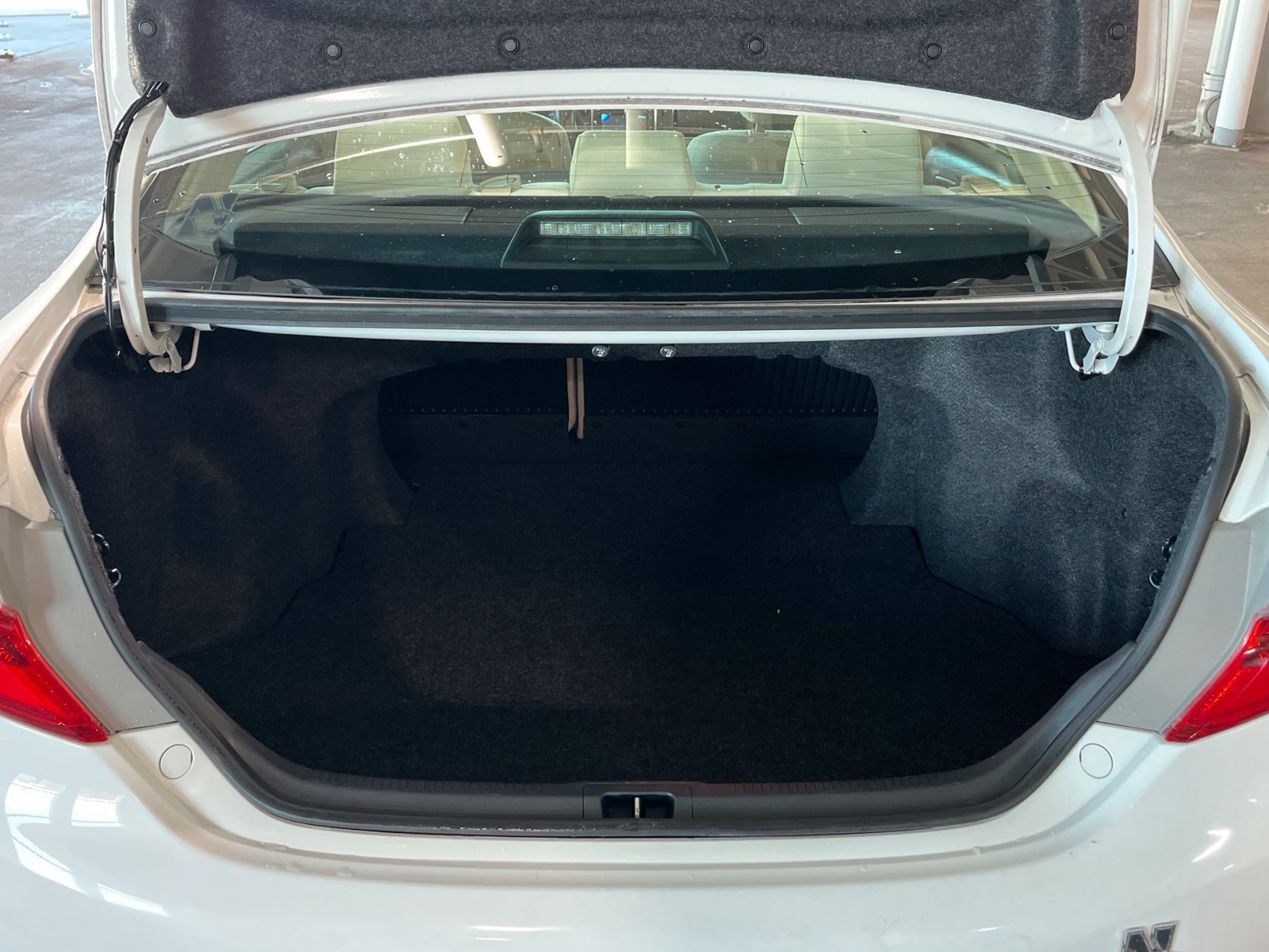Used 2012 Toyota Camry LE FWD image 10