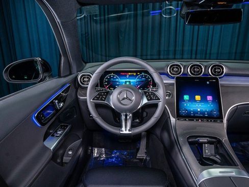 New 2026 Mercedes-Benz GLC 300 image 14