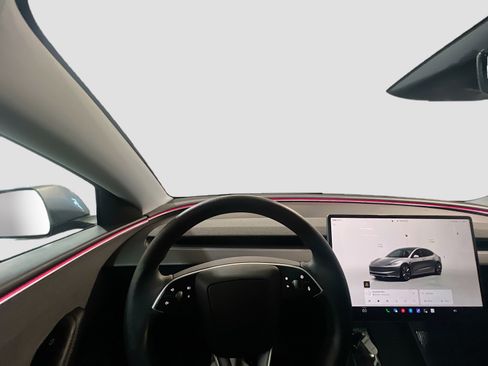 Used 2024 Tesla Model 3 Standard Range RWD image 7