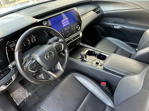 Used 2024 Lexus RX 350 Premium w/ Accessory Package (Z1) image 10