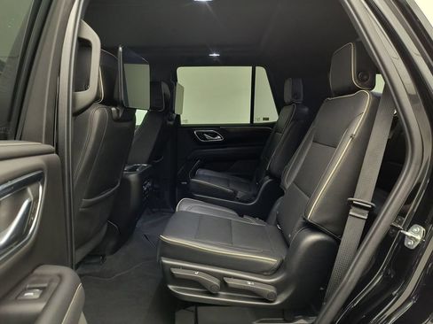 Used 2021 Chevrolet Tahoe Premier AWD/4WD image 13